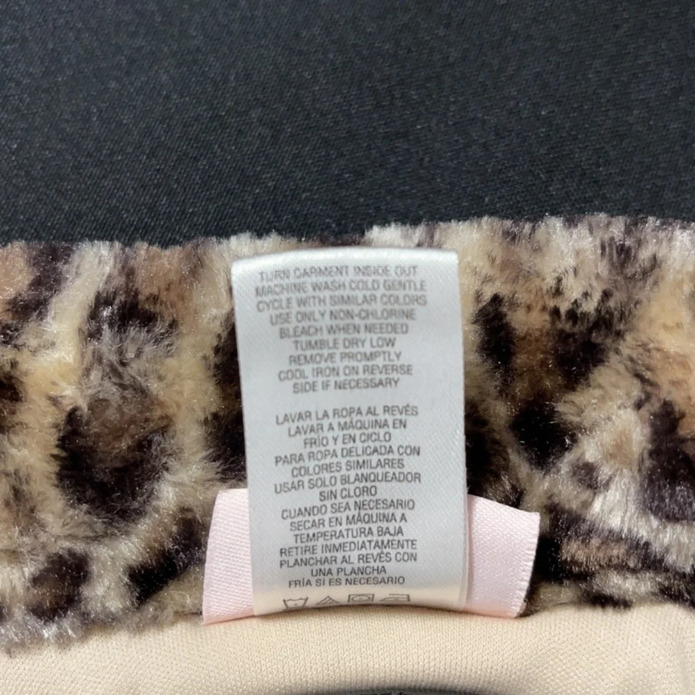 Little Lass Girl’s 18M Leopard Print Vest